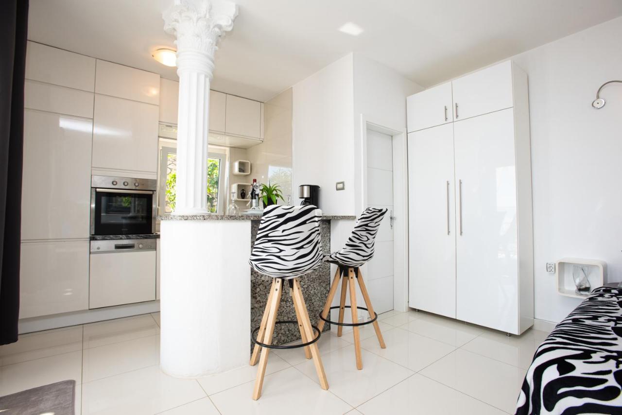 Appartement Viky *